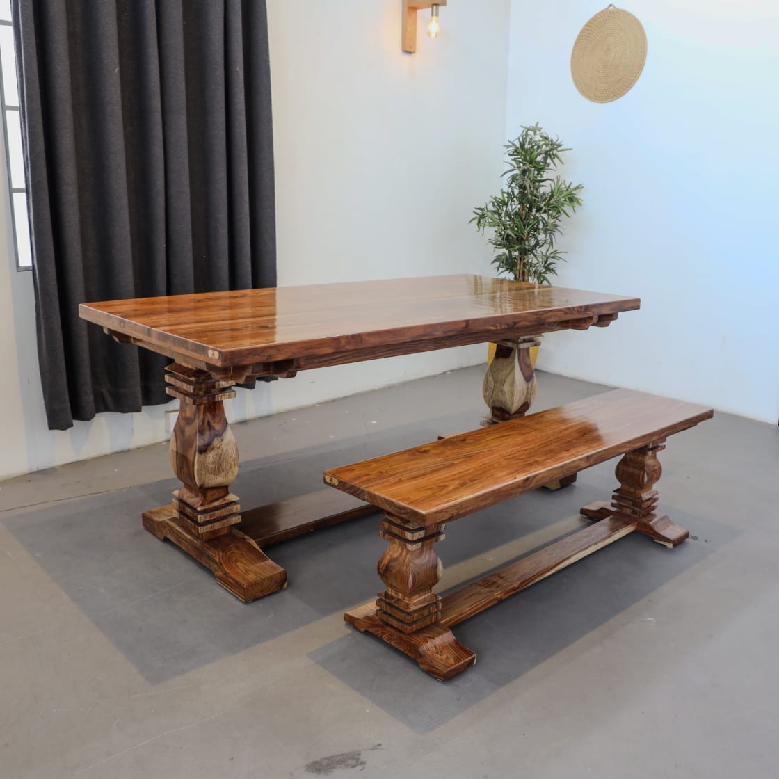 Anil Dining Table