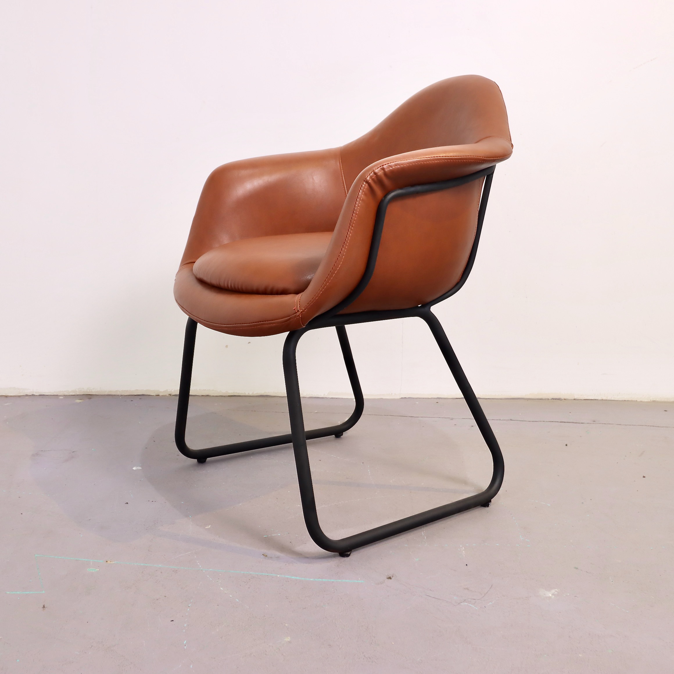 Nuptse Pipe Base Chair