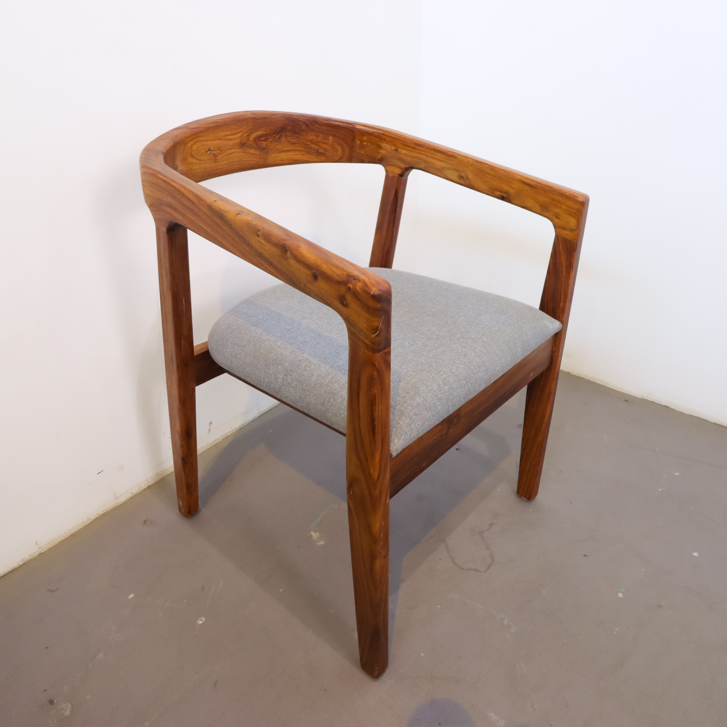 Maya Chair